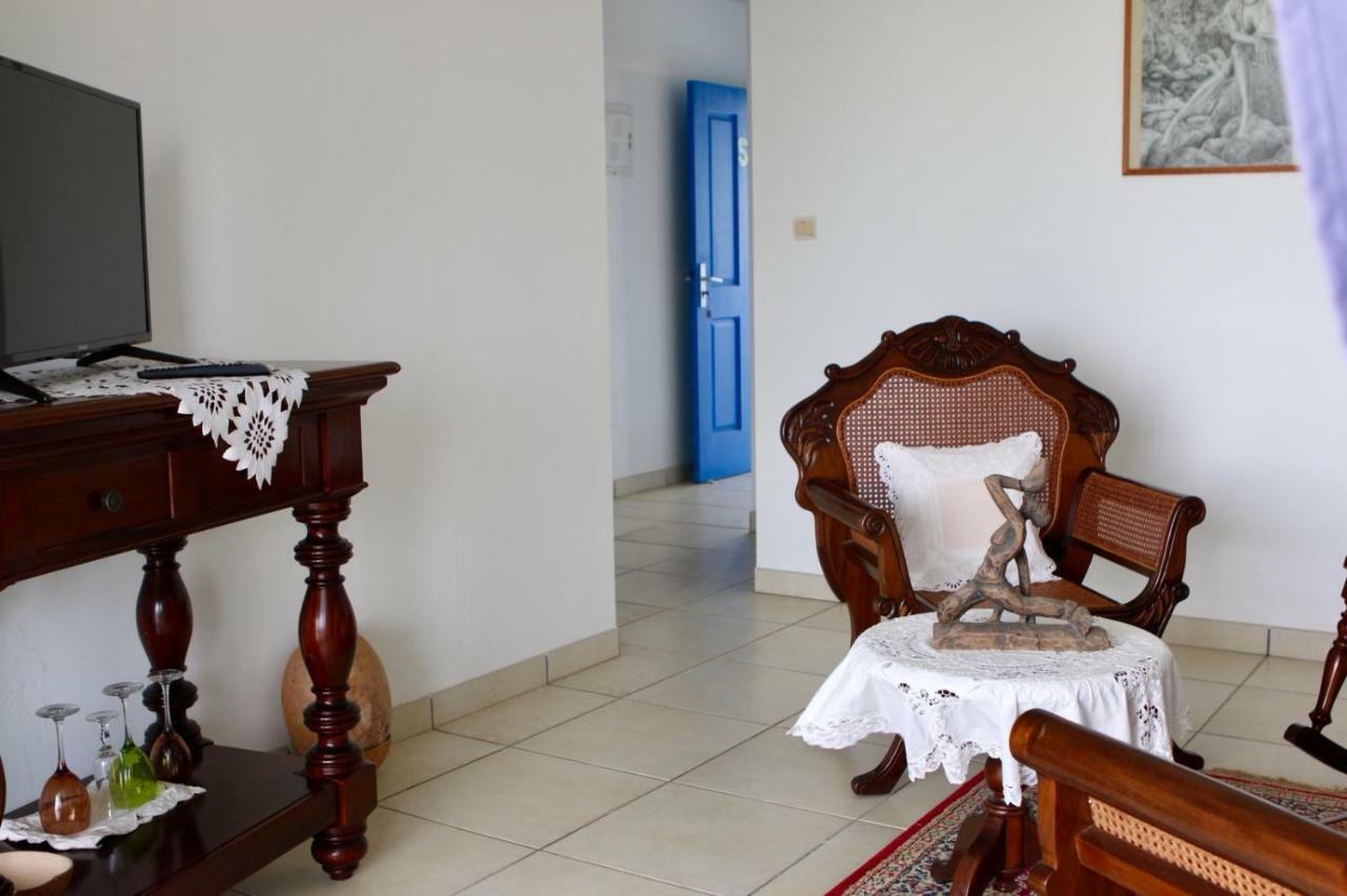 Bed & Breakfast 6 Suites Piscine Et Plage Pointe Faula Le Vauclin Exterior photo
